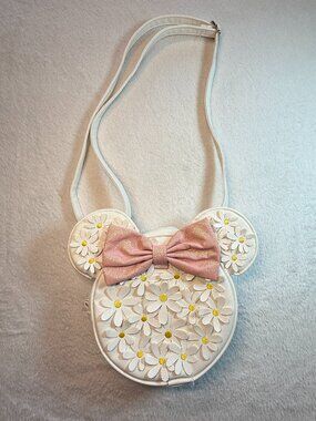 Disney Store Minnie Mouse Floral Fashion Crossbody Bag-  Disneyland, Disneyworld